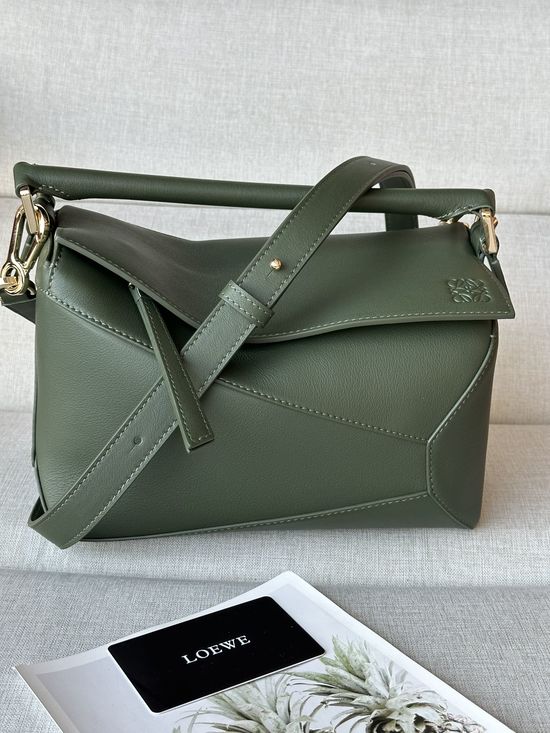 Loewe Puzzle Bottle Green Calfskin Multi-Wear Handbag 3001b