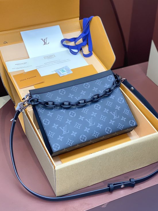 Louis Vuitton Monogram Eclipse Clutch M61692