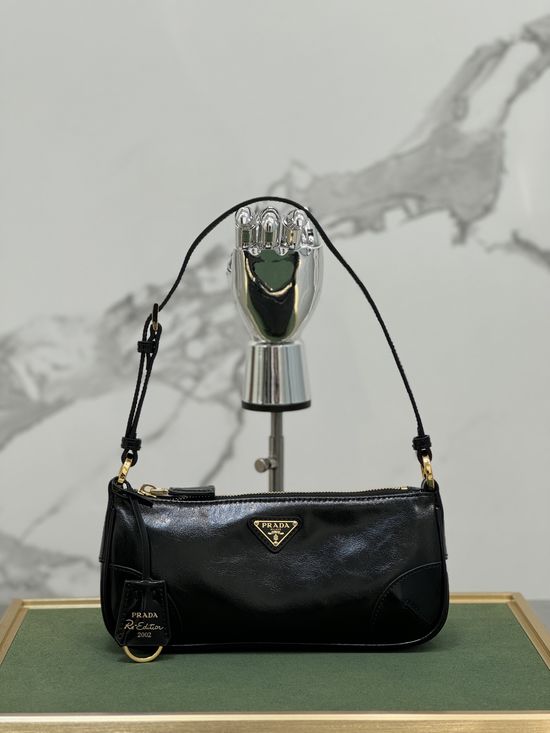 Prada 2002 Oil Wax Leather Shoulder Bag 1BC201