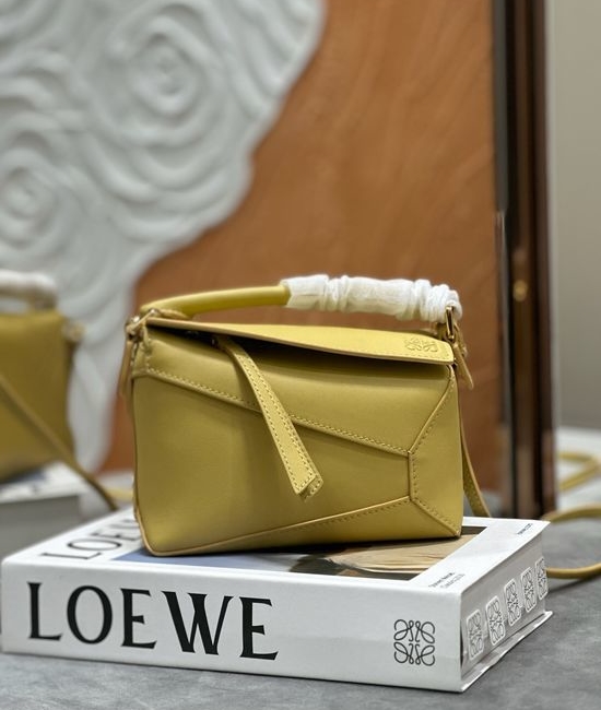 Loewe Puzzle Edge Leather Mini Bag 1060A