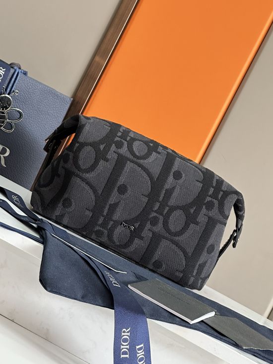 Christian Dior Oblique Toiletry Pouch 228