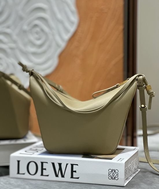 Loewe Hammock Hobo Mini Classic Leather Bag 1301