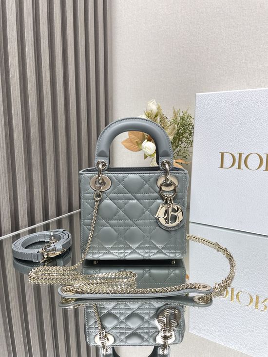 Christian Dior Lady Lambskin Quilted Bag 0505