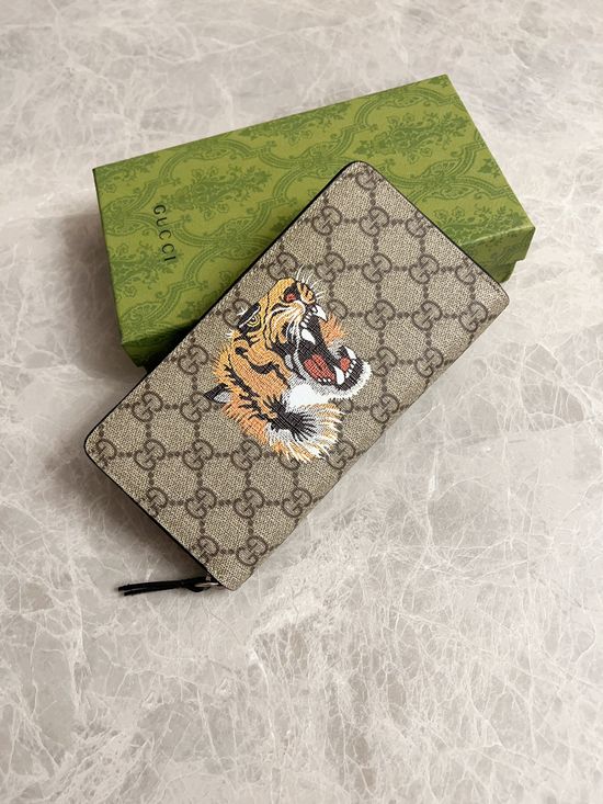 Gucci Tiger Logo Wallet 451273