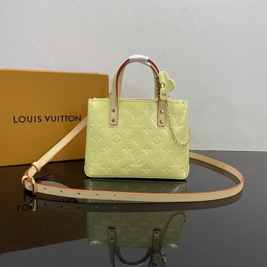 Louis Vuitton Reade Small Handbag M24028