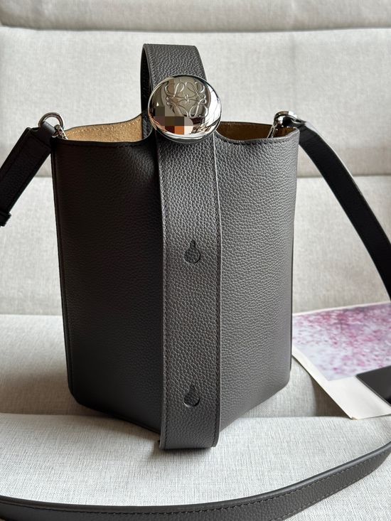 Loewe Pebble Bucket Mini Grained Leather Bag 332s