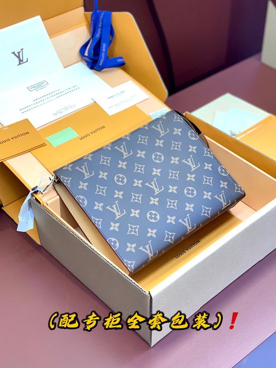 Louis Vuitton Monogram Canvas Toiletry Pouch M47543