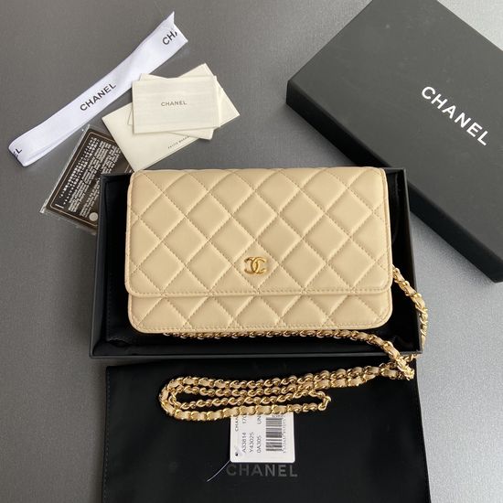 Chanel Lambskin Crossbody Bag A33814