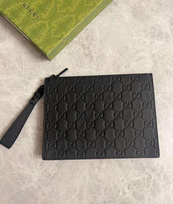 Gucci Rubber Effect Clutch Bag 771319