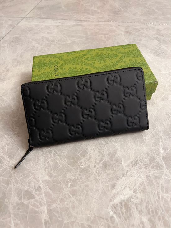 Gucci Rubber Effect Casual Wallet 771421