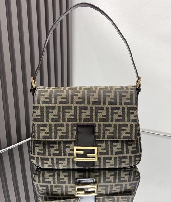 Fendi Baguette Handbag Vintage Monogram 3311