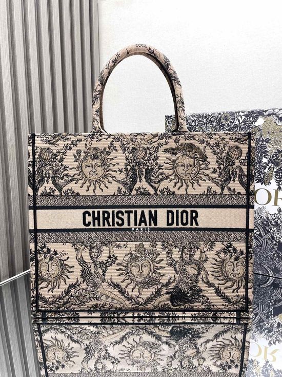 Christian Dior Book Tote Apricot Sun Constellation Large 5638