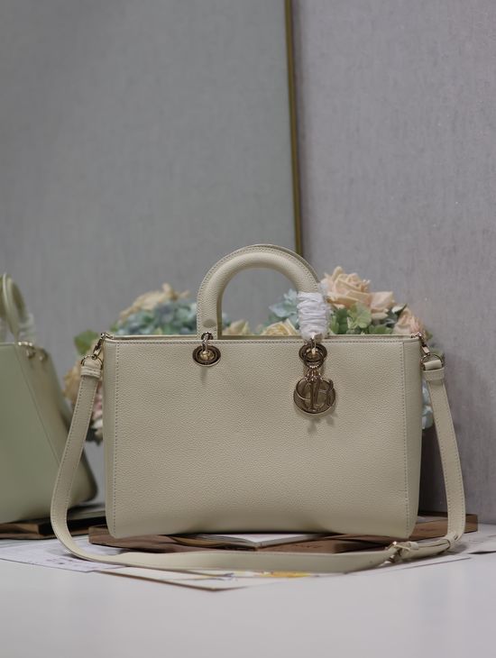 Christian Dior Lady D-Sire Leather Medium Handbag 1152