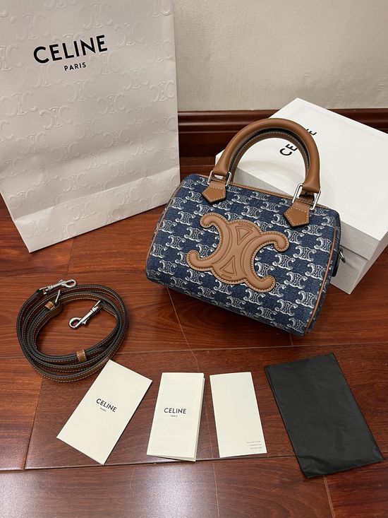 Celine CUIR TRIOMPHE Boston Bag 197582