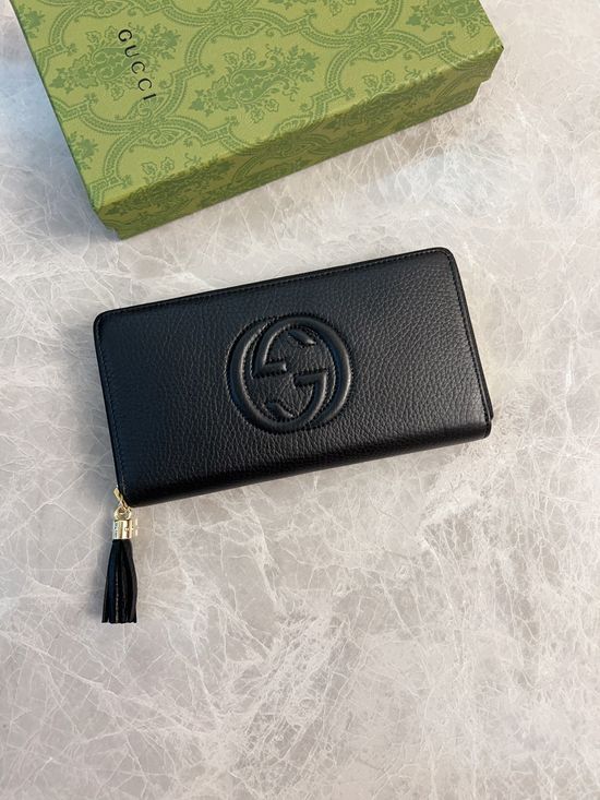 Gucci Grained Leather Zip Wallet 308004