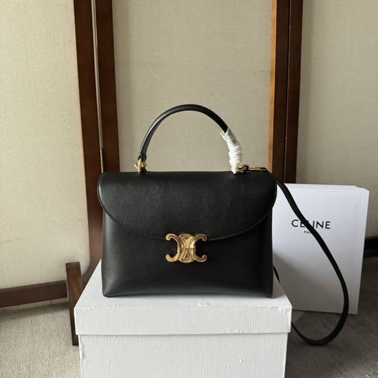 Celine Kelly Triumph Gate Classic Handbag 117523