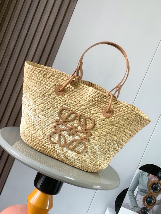 Loewe Anagram Basket Woven Palm Handbag 8008