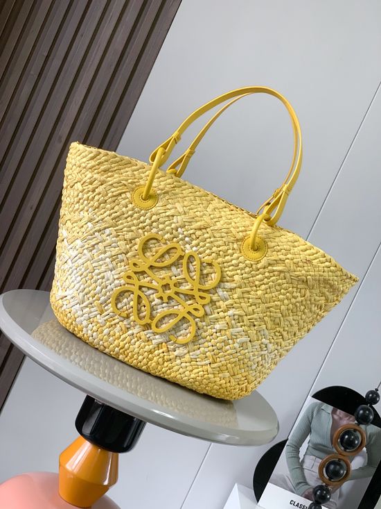 Loewe Anagram Basket Woven Palm Handbag 870