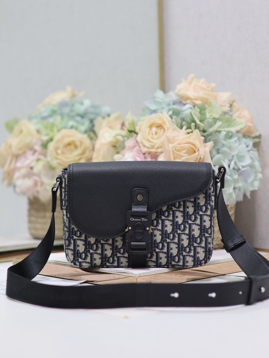 Christian Dior Saddle Oblique Messenger Bag 049
