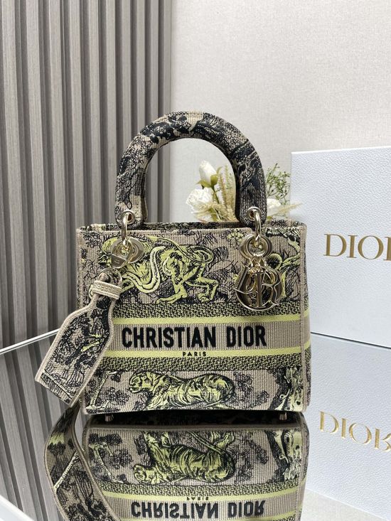 Christian Dior Lady Christian Dior Apricot Tiger Embroidery Bag 11691