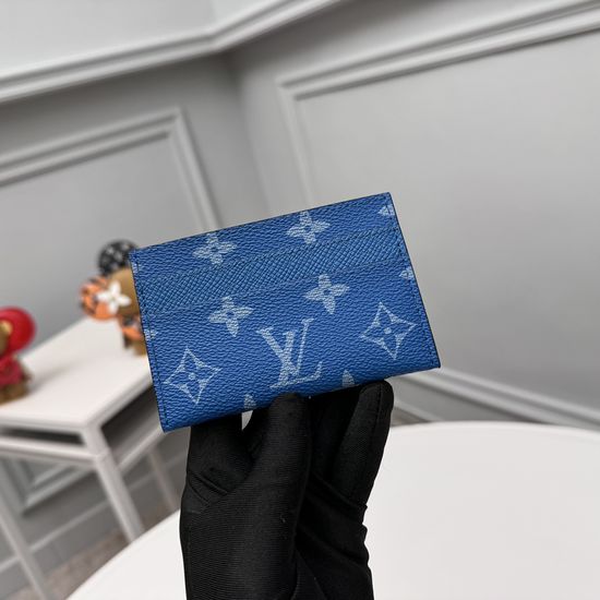 Louis Vuitton Double Tagarama Card Holder M31051