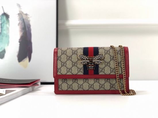 Gucci Queen Margaret GG Supreme Bee Wallet on Chain 476079