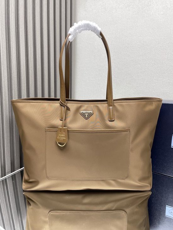 Prada Tote Bag Classic Large Capacity 1BG527