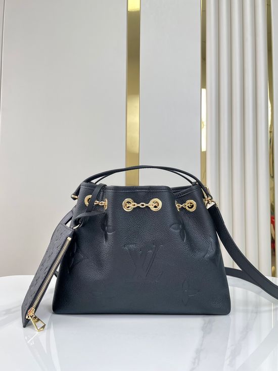 Louis Vuitton BUNDLE Leather Crossbody Bag M47209