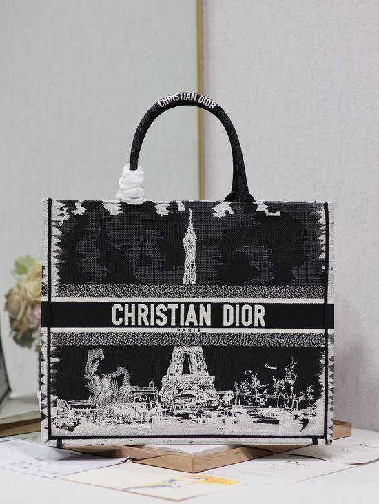 Christian Dior Book Tote Large Cream Handbag 1286