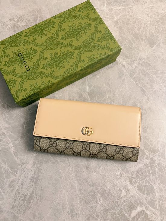 Gucci GG Supreme Canvas Wallet 795627