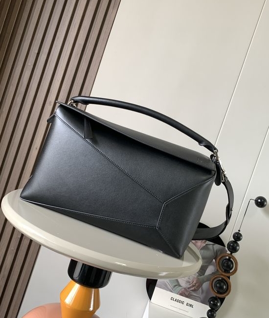 Loewe Puzzle Large Grained Leather Bag 9054