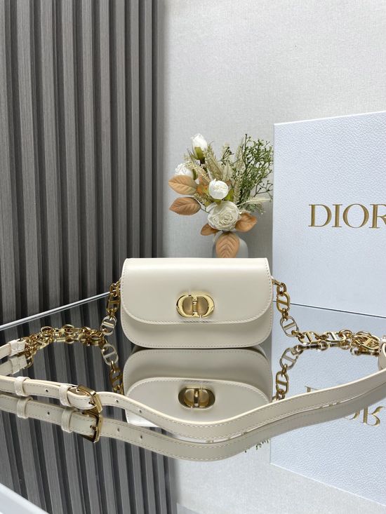 Christian Dior 30 Montaigne Avenue Small White Bag 9017