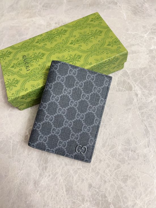 Gucci GG Passport Holder 795229