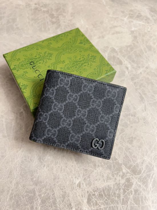 Gucci GG Canvas Short Bifold Wallet 768244