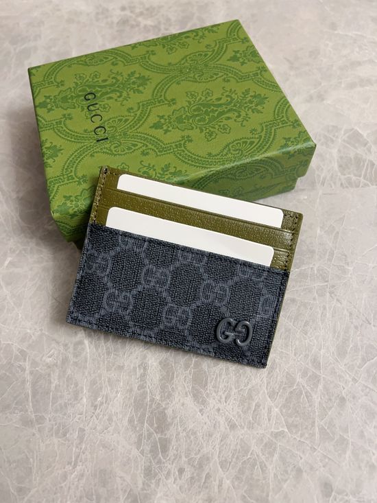 Gucci GG Supreme Canvas Card Holder 795230