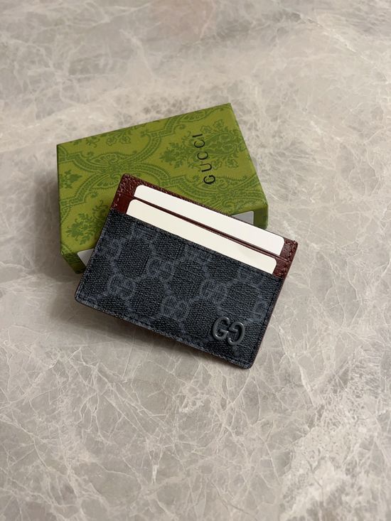 Gucci GG Supreme Canvas Card Holder 768248