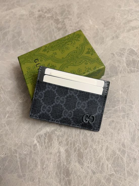 Gucci GG Supreme Canvas Card Holder 768248