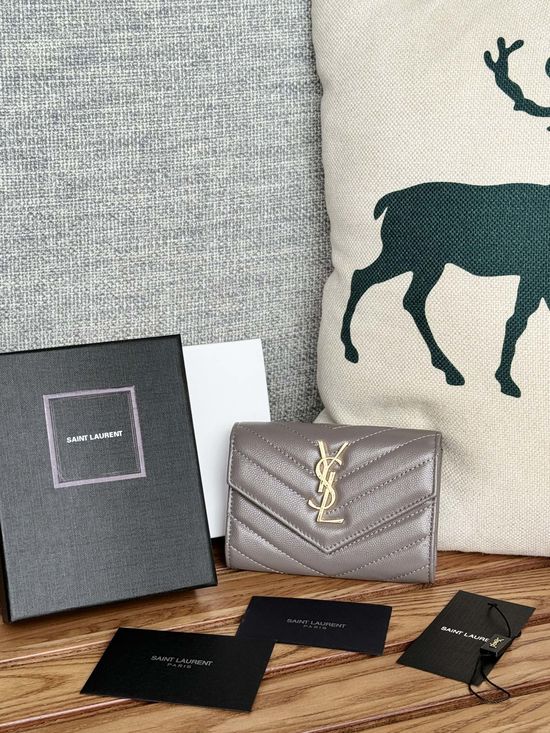 Yves Saint Laurent Caviar Leather Bifold Short Wallet 414404