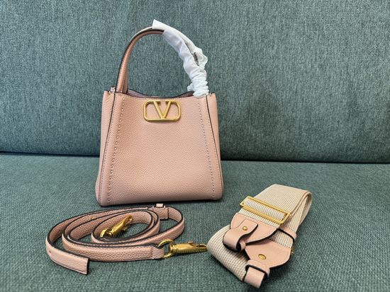 Valentino VLOGO SIGNATURE Grain Leather Handbag 6099