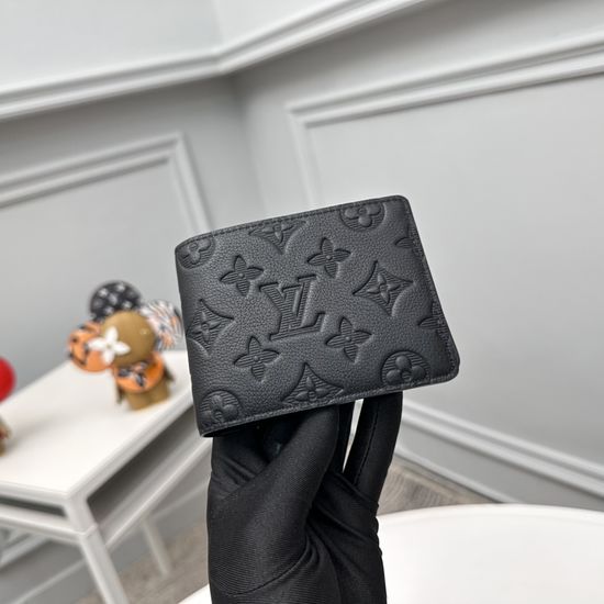 Louis Vuitton Multiple Wallet Elegant Black M62901