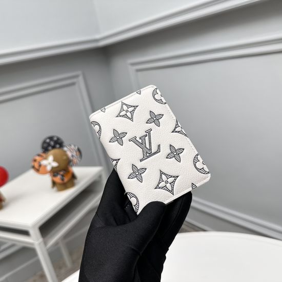 Louis Vuitton Monogram Pocket Wallet M83377