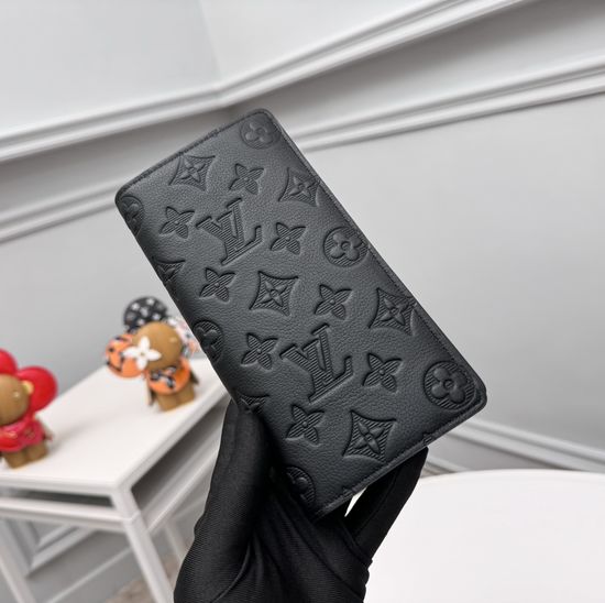 Louis Vuitton Monogram Brazza Wallet M62900