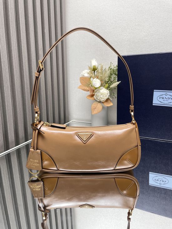 Prada Oil Wax Leather Shoulder Bag 1BC201