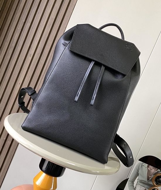 Loewe Drawstring Backpack Large Grain Cowhide 9070
