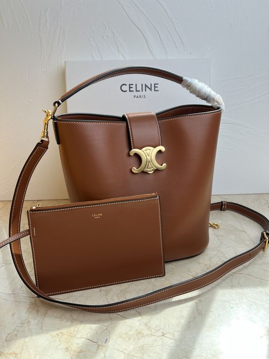 Celine LOUISE Medium Smooth Leather Bag 116613FX9.38NO