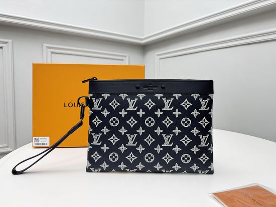 Louis Vuitton Pochette To-Go Clutch M83382