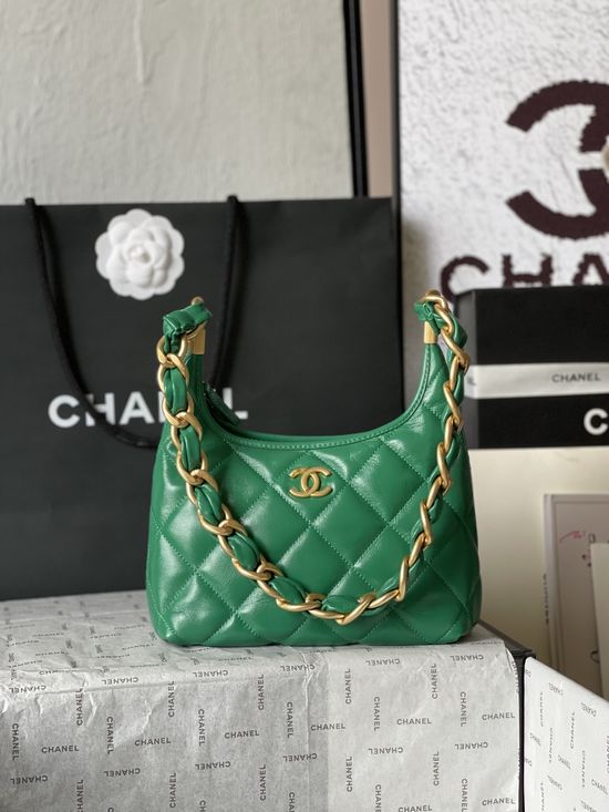 Chanel Hobo Classic Elegant Shoulder Bag AS4922