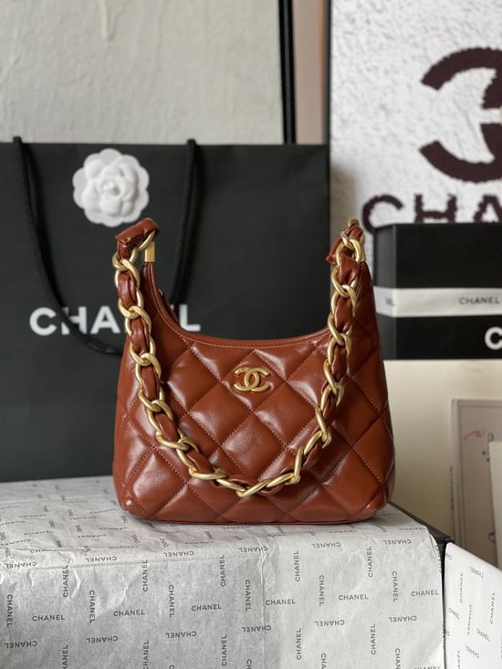 Chanel Hobo Classic Elegant Shoulder Bag AS4922