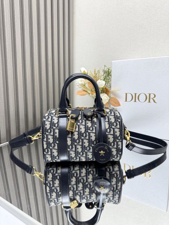 Christian Dior Groove Oblique Tote Handbag 1364