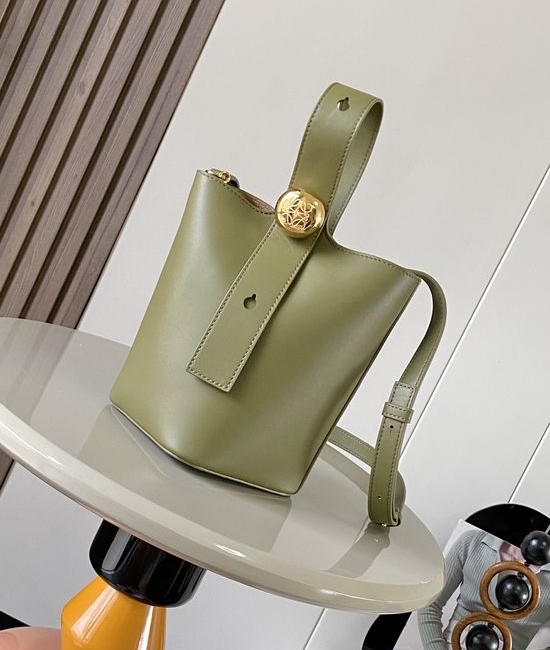Loewe Pebble Bucket Mini Leather Crossbody Bag 9047